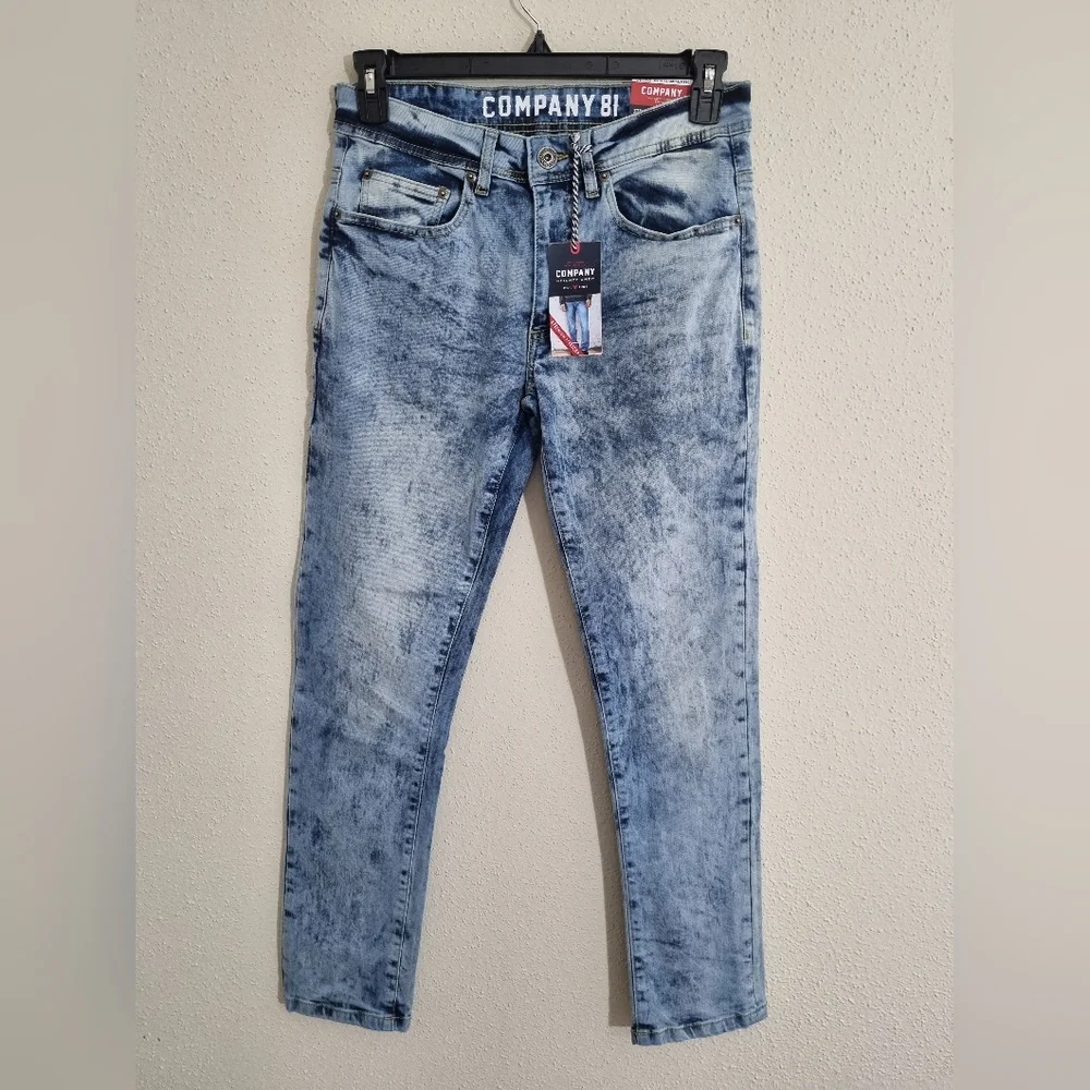 Blue Polo Shirt and Acid Wash Jeans - Picture 7 of 10